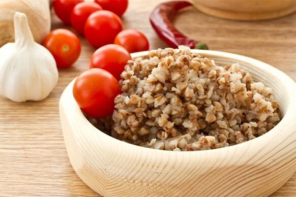 Mingau de trigo sarraceno con verduras